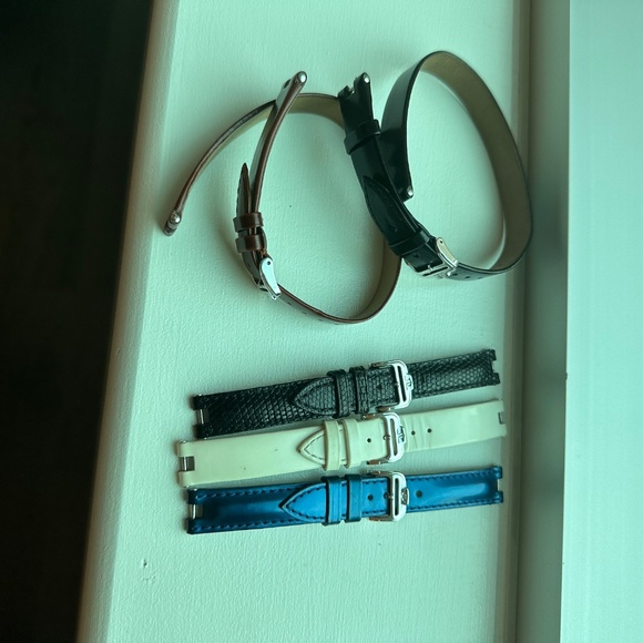 Baume and Mercier Linea Ladies Watch - Picture 13 of 15